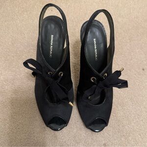 Banana Republic Elegant Black Slingback Heels